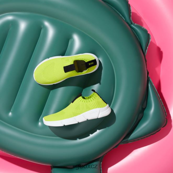 aril junior 4NH061870 limetková/černá Geox