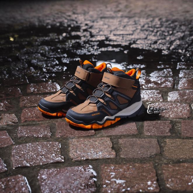 montrack abx chlapec 4NH061273 Je hnědá/černá Geox