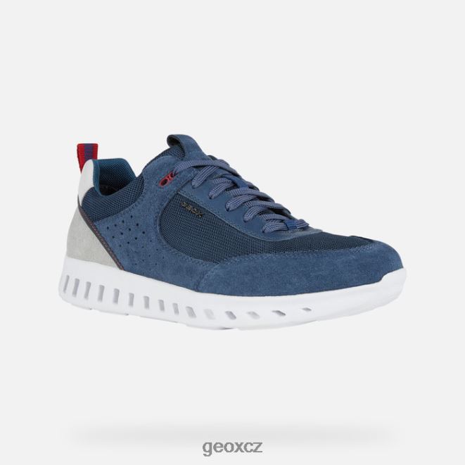 muž mimo proud 4NH06751 avio Geox