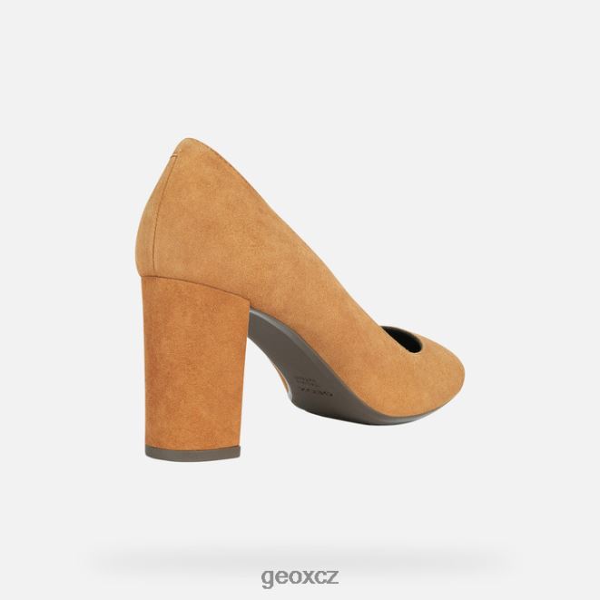 pheby 80 žena 4NH06321 koňak Geox