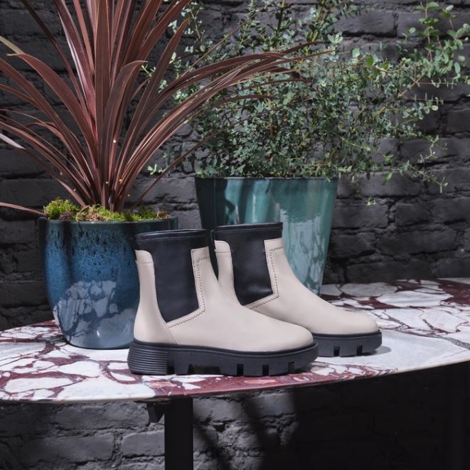 vilde žena 4NH06255 světle taupe/černá Geox